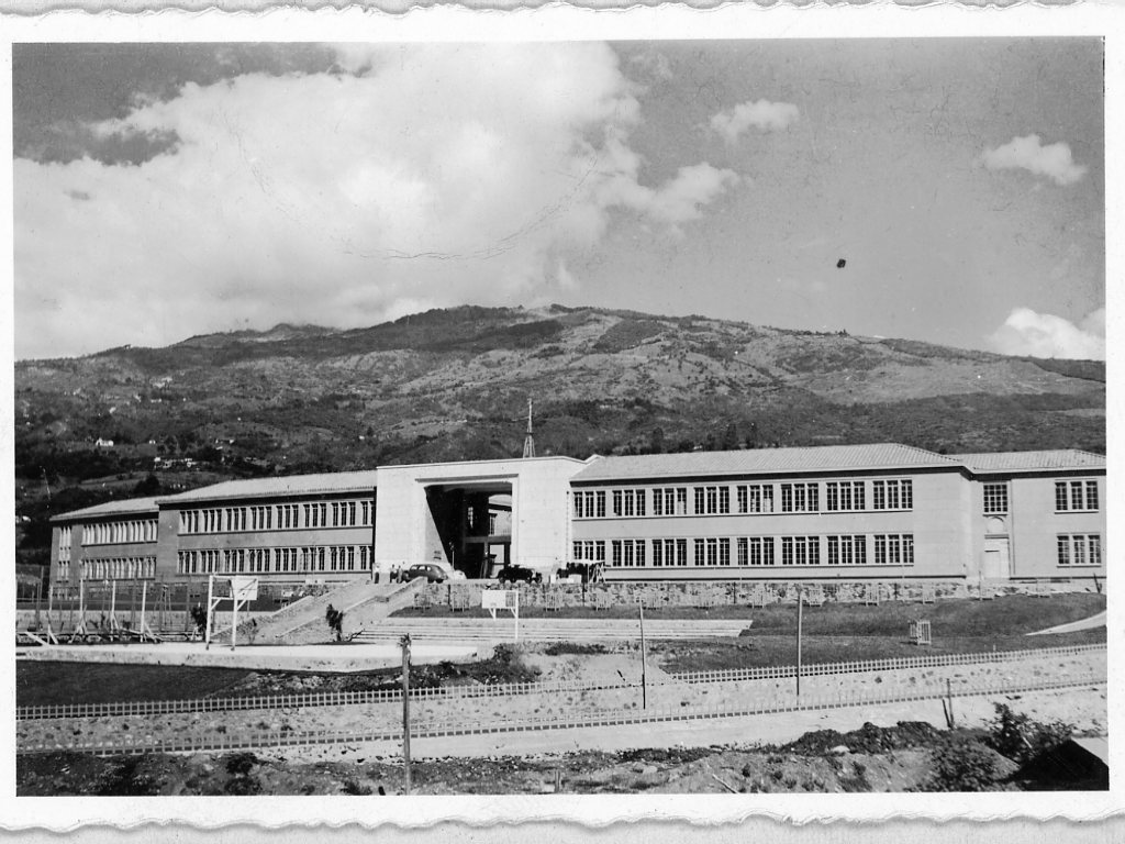 Acuerdo 131 de 1939 - Incorpora la Escuela Nacional de Minas a la UNAL